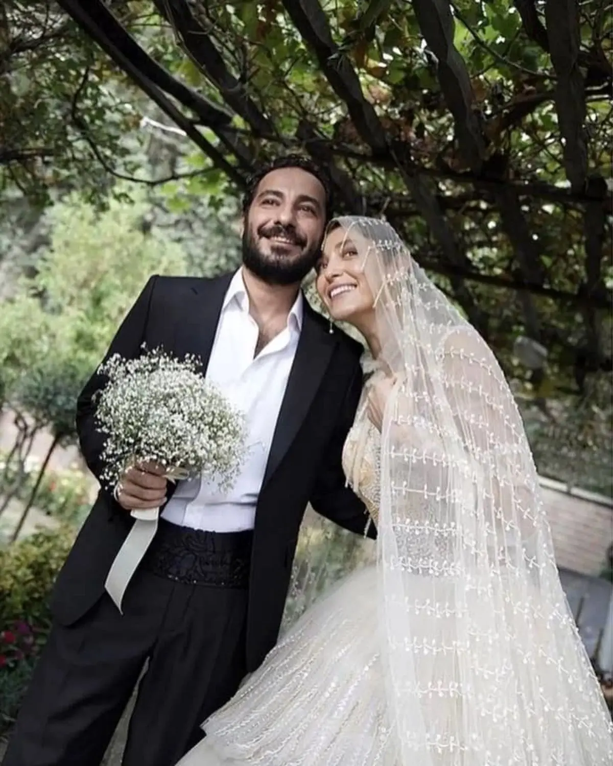 بیوگرافی فرشته حسینی