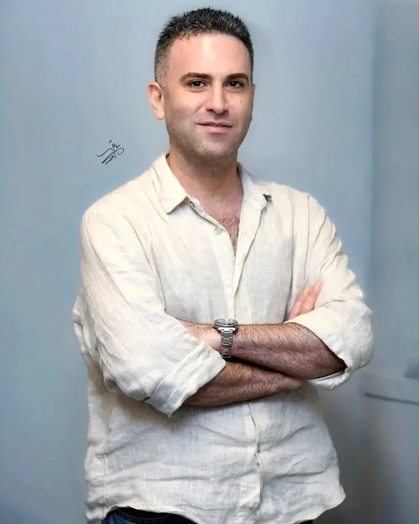 مشخصات هوتن شکیبا